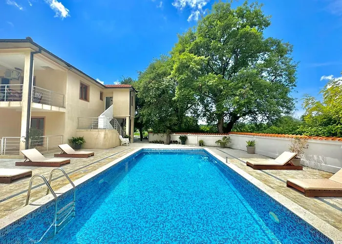 Stars Residence